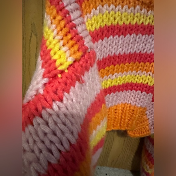 Belmont stripped Cropped sweater Orange, Pink, Yellow, Red - Picture 2 of 12